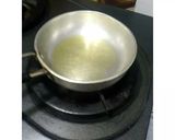 A picture of step 1 of Paneer Capsicum Kulcha.
