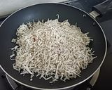 ओल्या नारळाची वडी (Olya Naralachi Vadi Recipe In Marathi) रेसिपी स्टेप 1 फोटो 