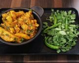 A picture of step 8 of Aloo gobhi ki sabji.
