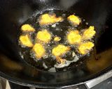 A picture of step 3 of Leftover cabbage sy fritters.
