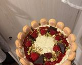 Málnás-pisztáciás torta recept fázis 5 fotója