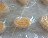 Foto del paso 7 de la receta: Bollitos de pan de Sant Jordi