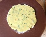 A picture of step 2 of Methi paratha.