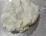 A picture of step 2 of Nolen Gurer Makha Chenar Sandesh.