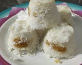 Foto langkah ke 3 dari resep Kue Dongkal mini / Kue Berkel (kue beras & kelapa isi gula merah).