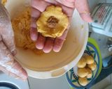 Foto langkah ke 4 dari resep Bola-bola Labu Kuning Kuah Santan.