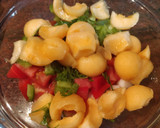 Foto del paso 2 de la receta: Ensalada de alubias y melón