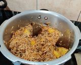 A picture of step 6 of BROCCOLI PULAO in COOKER.