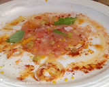 Foto del paso 4 de la receta: Carpaccio de gambita roja en su jugo