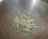 Foto langkah ke 4 dari resep Pakcoy Tumis Sosis Bakso.