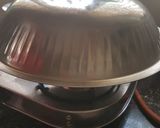 A picture of step 7 of Jim jam cookies.