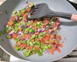 Foto del paso 5 de la receta: Torta de Puerros, Pollo y harina integral