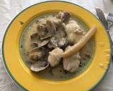 Foto del paso 8 de la receta: Rape en salsa verde de espárragos con almejas