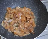 Foto langkah ke 3 dari resep Ayam sambal daun jeruk.