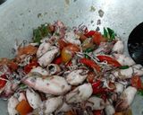 Foto langkah ke 3 dari resep Easy Sour and Spicy Baby Squid 🦑.