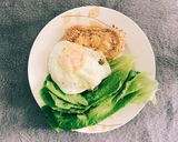 Hình bước làm 3 của món Bánh mì đen ốp la