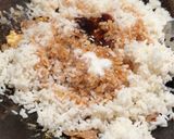 Gambar langkah 3 resipi Nasi Goreng Daging.