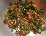 A picture of step 5 of Pav Bhaji.