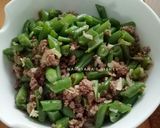 Foto langkah ke 4 dari resep Tumis buncis daging giling.
