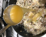 Foto del paso 3 de la receta: Risotto de setas con lomo de dos colores