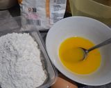 Foto langkah ke 1 dari resep Risol Mayo Matcha Sweet Corn Cheese.