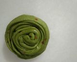 A picture of step 6 of Palak Lachha Paratha (Layered Spinach Paratha).
