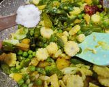A picture of step 7 of Jain Veg Kolhapuri.