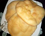 A picture of step 2 of Gurasa (patheera).