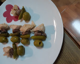 Foto del paso 1 de la receta: Pincho de aceituna, pepinillo, bonito y anchoa