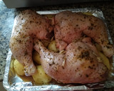 Foto del paso 3 de la receta: Muslos al horno con patatas