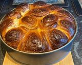 Pas rețetă Cozonac Unguresc în formă de tort😊umplut cu cremă de nucă și migdale 😋 2 fotografie