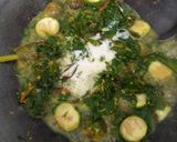 Foto langkah ke 6 dari resep Gulai Pakis & terong Bulat.