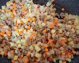 Foto langkah ke 5 dari resep Arem-arem Daging Sayur.