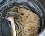 A picture of step 2 of Smoked Salmon Spaghetti.