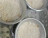 Foto langkah ke 3 dari resep 1/26. Nasi Tim Ayam Jamur.