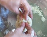 A picture of step 2 of Qeema samosa with homemade patti.