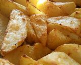 Φωτογραφία βήματος 2 της συνταγής Crispy πατάτες φούρνου