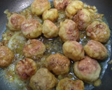 Foto del paso 6 de la receta: Albóndigas de rape y langostinos con pizca de curry