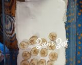 A picture of step 2 of Eid ul Fitr Special Bread Banana Pudding.