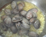 Foto del paso 2 de la receta: Pasta frutti di mare a mi estilo