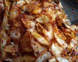 Foto langkah ke 4 dari resep Sambal keripik ubi Jadul.