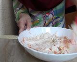 A picture of step 2 of Bread bonda.