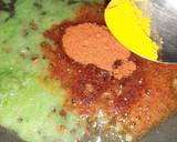 NAAN CHAAP (spicy chicken fillings in naan) recipe step 1 photo