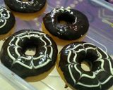 Foto langkah ke 21 dari resep Donat + teknik mencetak.