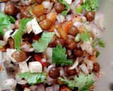 A picture of step 2 of Special Masala Papad.
