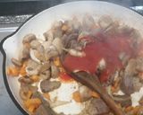 A picture of step 4 of Chickpea with mushrooms and lamb.