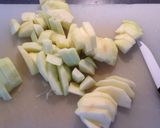 A picture of step 6 of Apple Pie.
