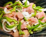 A picture of step 2 of Crockpot Chicken with Tomatoes.