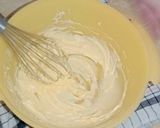 Foto langkah ke 1 dari resep Kue kering 3 bahan tanpa oven cuma pakai teflon.