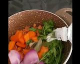 Une image de l'étape 2 de Bouillon de crevettes fait maison.